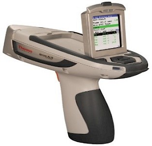 X-ray Fluorescence (XRF) Analyzer Niton XL3t 970